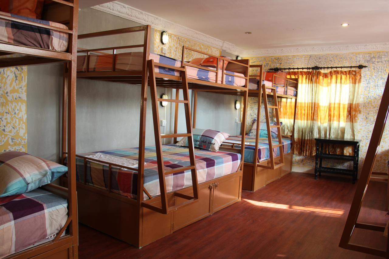 Pich Guesthouse Phnom Penh Exterior photo